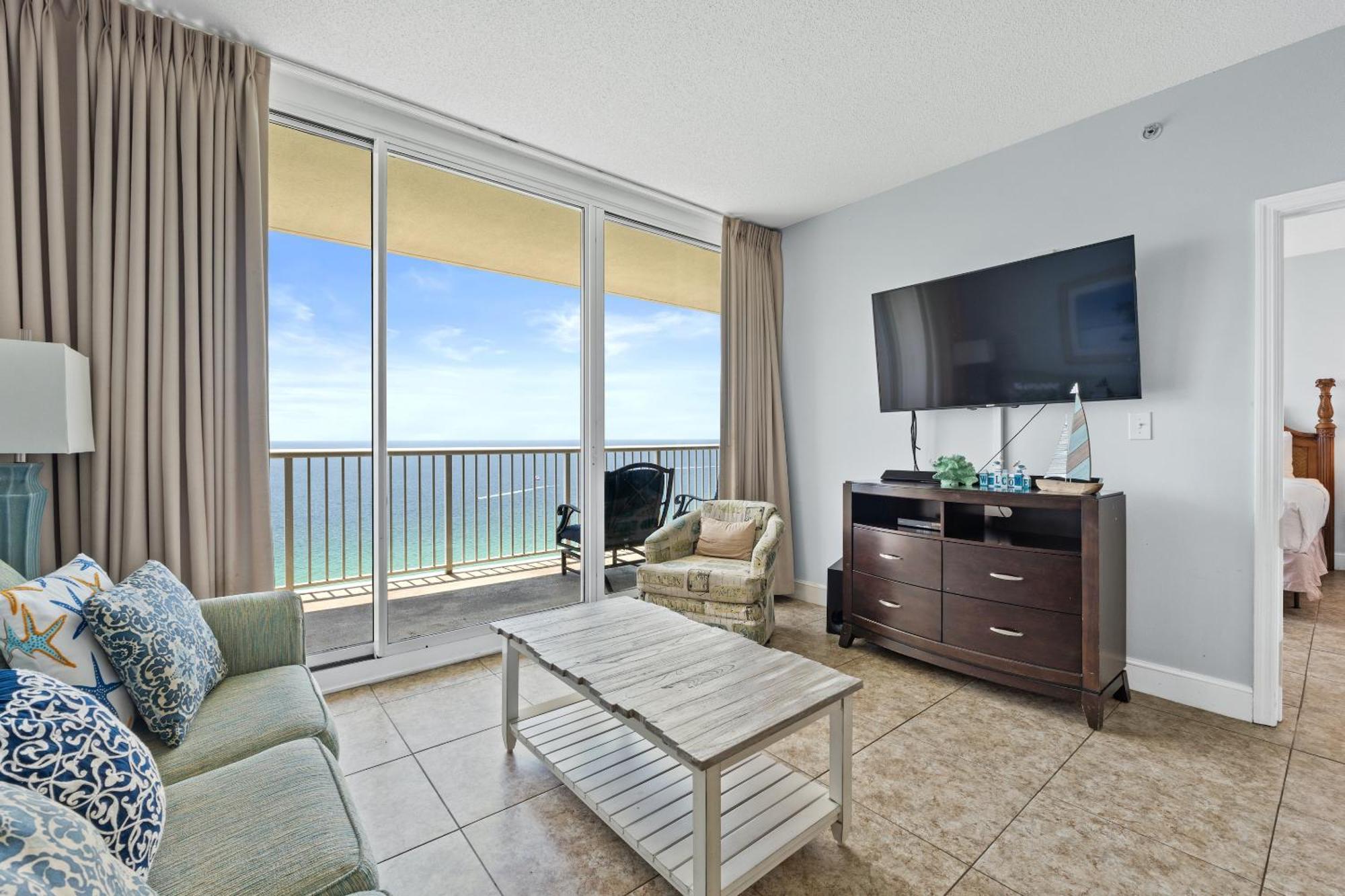 Majestic Beach Towers Resort By Panhandle Getaways Panama City Beach Room photo