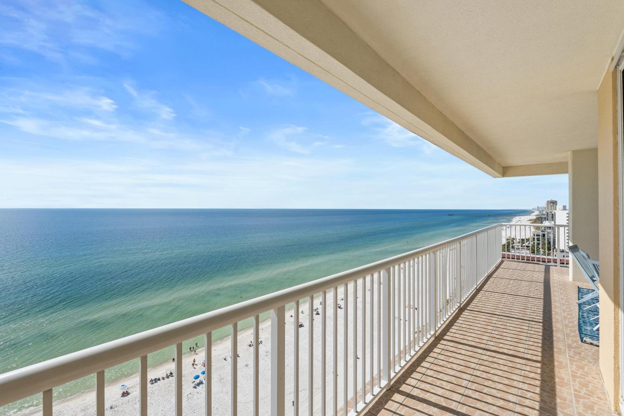 Majestic Beach Towers Resort By Panhandle Getaways Panama City Beach Room photo