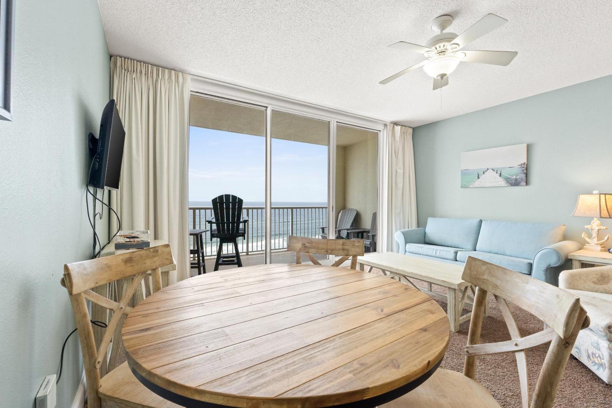 Majestic Beach Towers Resort By Panhandle Getaways Panama City Beach Room photo