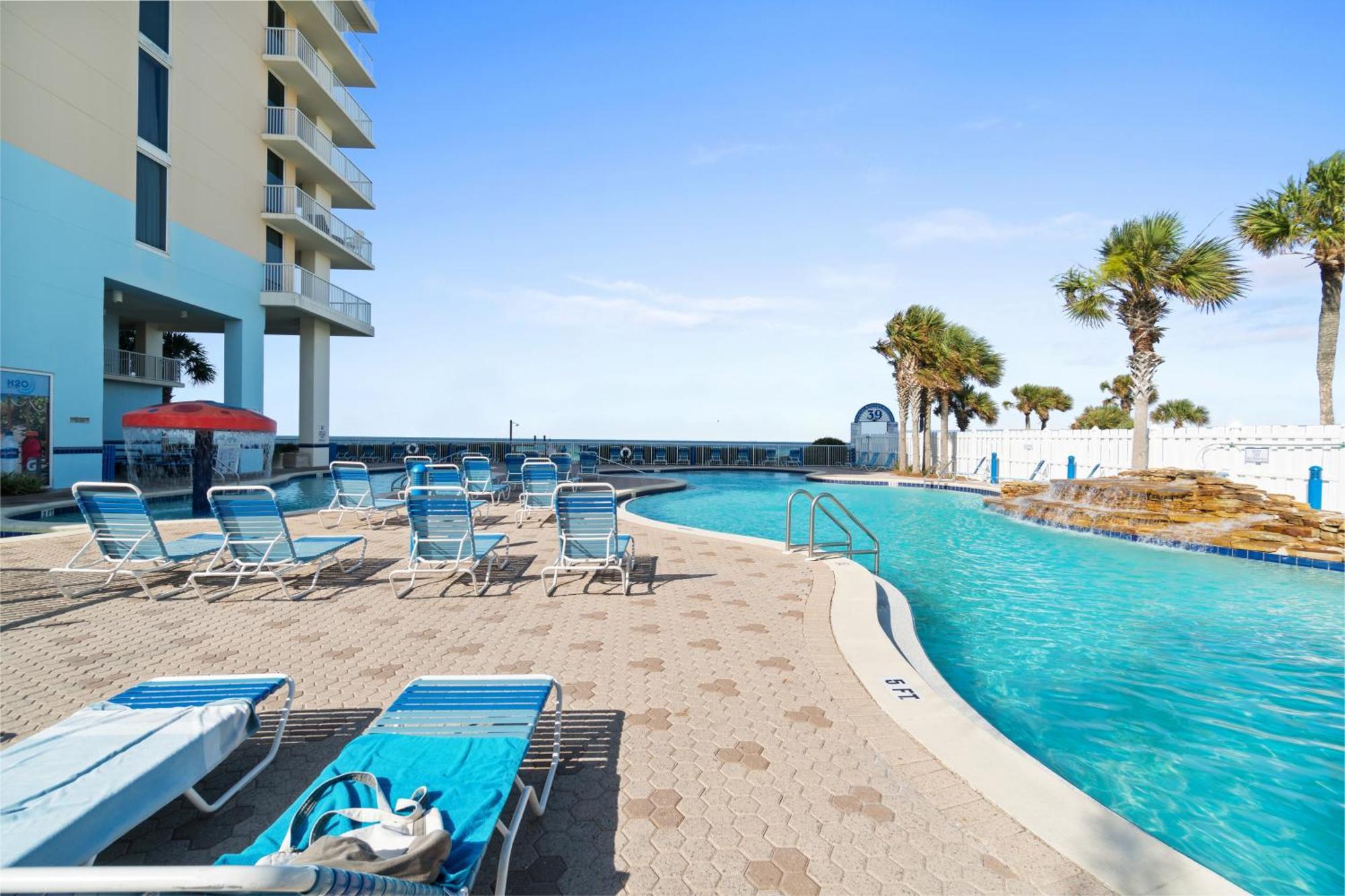 Majestic Beach Towers Resort By Panhandle Getaways Panama City Beach Exterior photo