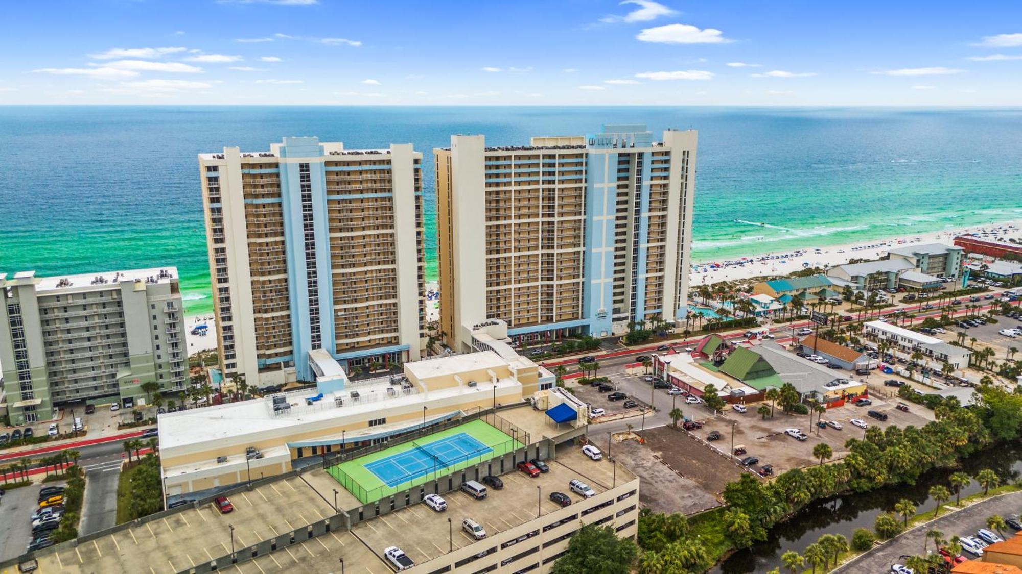 Majestic Beach Towers Resort By Panhandle Getaways Panama City Beach Exterior photo